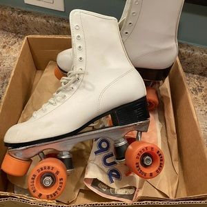 Vintage women’s roller skates